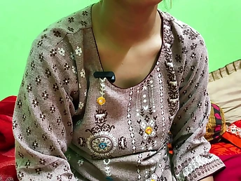 Desi Aunty gets romped stiff apart from her crazy neighbor's stiff shaft in HD