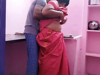 Matured Indian babe gets a surprise from behind while I devour her in return and suck her cooch