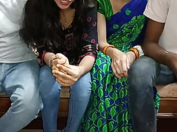 Desi Wifey Interchanging & Unshaved Vagina Eating in First-ever Indian 3some