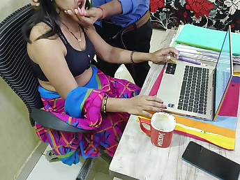Mumbai Ashu gets her tight Indian ass drilled hard by office inform appropriate here hot homemade motion picture