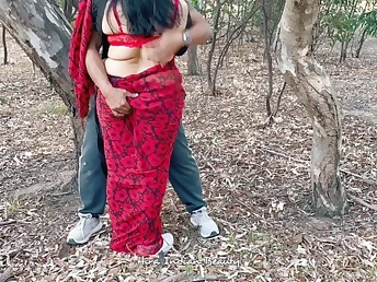 Super-fucking-hot Indian wife with pal gets tough fucky-fucky in public & deep throats firm in saree