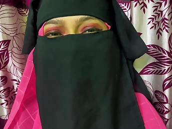 Desi Aunty's close-fisted ass takes a hard throbbing in HD uncensored Japanese video