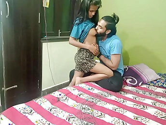 Tannu, chum around with annoy Indian hottie, enjoys hardcore sex with Beaver in Indian neighbourhood pub