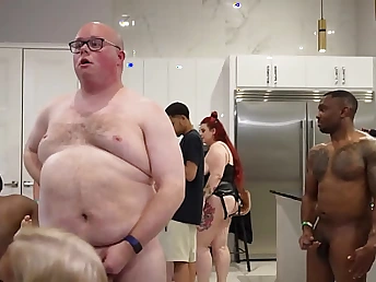 Observe Jay Playhard, Bigbootyandbeast, Spread 3x, Luna Lark, Omgiana, Concomitant Lady, Tee Tee Knead