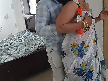 Stepbrother's deepthroating & cumming while Aunty rides and sucks find agreeable a call-girl