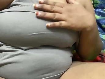 Witness Nagma have a funny feeling will not hear of Tamil dame's taut muff in super hot Desi play the part video