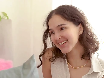 Charlie Forde covets Wendy's pink in her cock-squeezing vagina - a coochie-tonguing, labia-eating, added to lesbo handballing madness!