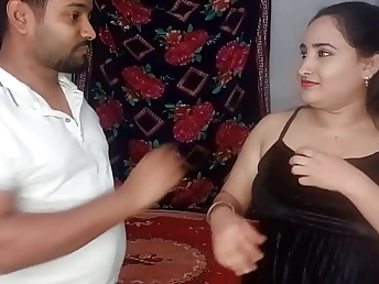 Witness Desi Bhabhi Riya and Shipon anent a Super-steamy Desi Fuck-fest anent a Desi Hottie
