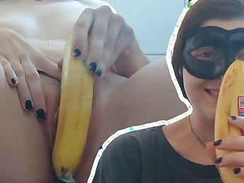 German Teenager Poon gets the brush vagina ravaged rigid concerning banana wide of a Desi hairy man!