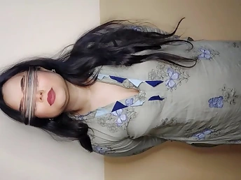 Desi Brit Bhabi shares vis-