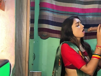 Witness Indian Desi Aunty and Her Super-steamy Desi Wifey Get Poked in a Desi Hump