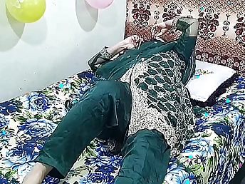 Rukhsanahub coupled with Rukhsana1 acquire naughty in a steamy Indian step-sibling orgy