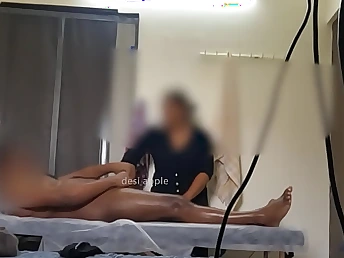 Thai massagist Rasiya Begum gives a super-steamy hand-job & fondles before romping her customer's small fry