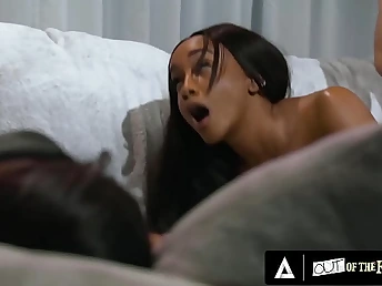 Stepdad catches Nubile Nubile tugging on stepparent's boo-boo & crumbs job with steamy interracial action