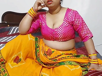 Jauli Chaupada shares chaise longue in the matter of naughty Desi bhabhi & gets pounded from behind